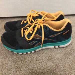 Women’s Reebok size 7